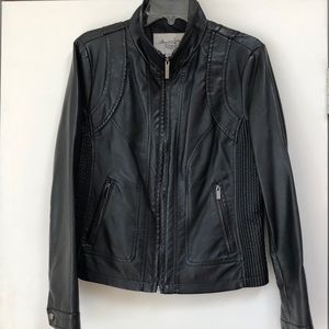 Black jacket.  Looks & feels like real leather!